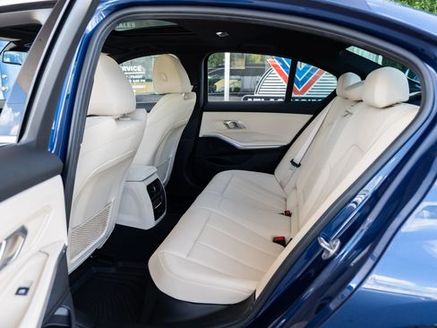 Used 2021 BMW 330i xDrive Sedan w/ Convenience Package image 28