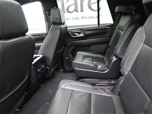 Used 2023 Chevrolet Tahoe LT w/ Luxury Package image 23