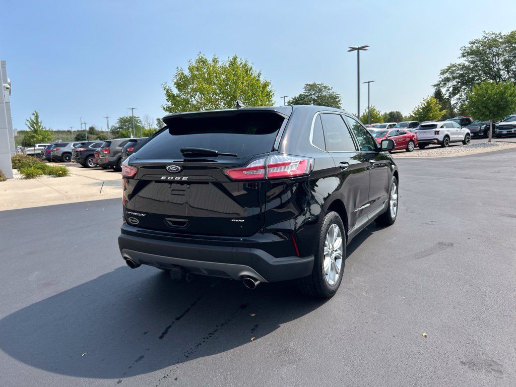 Certified 2021 Ford Edge Titanium w/ Canadian Touring Package AWD/4WD image 6