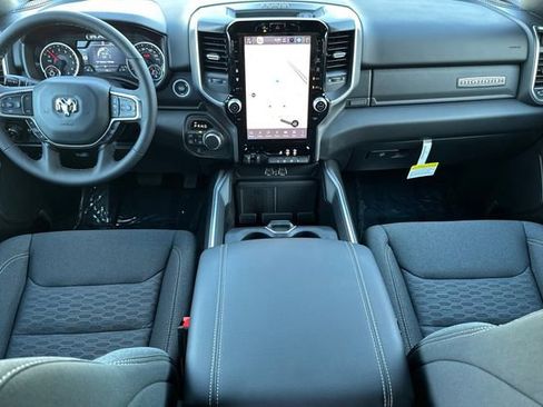 New 2026 RAM 1500 Big Horn AWD/4WD image 5