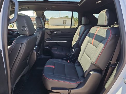 New 2027 Chevrolet Traverse RS FWD image 10