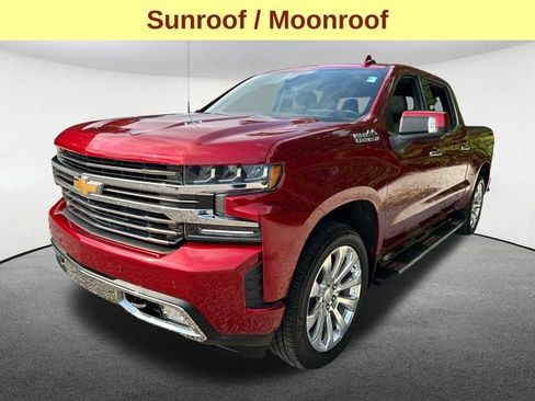 Used 2019 Chevrolet Silverado 1500 High Country w/ Technology Package AWD/4WD image 5