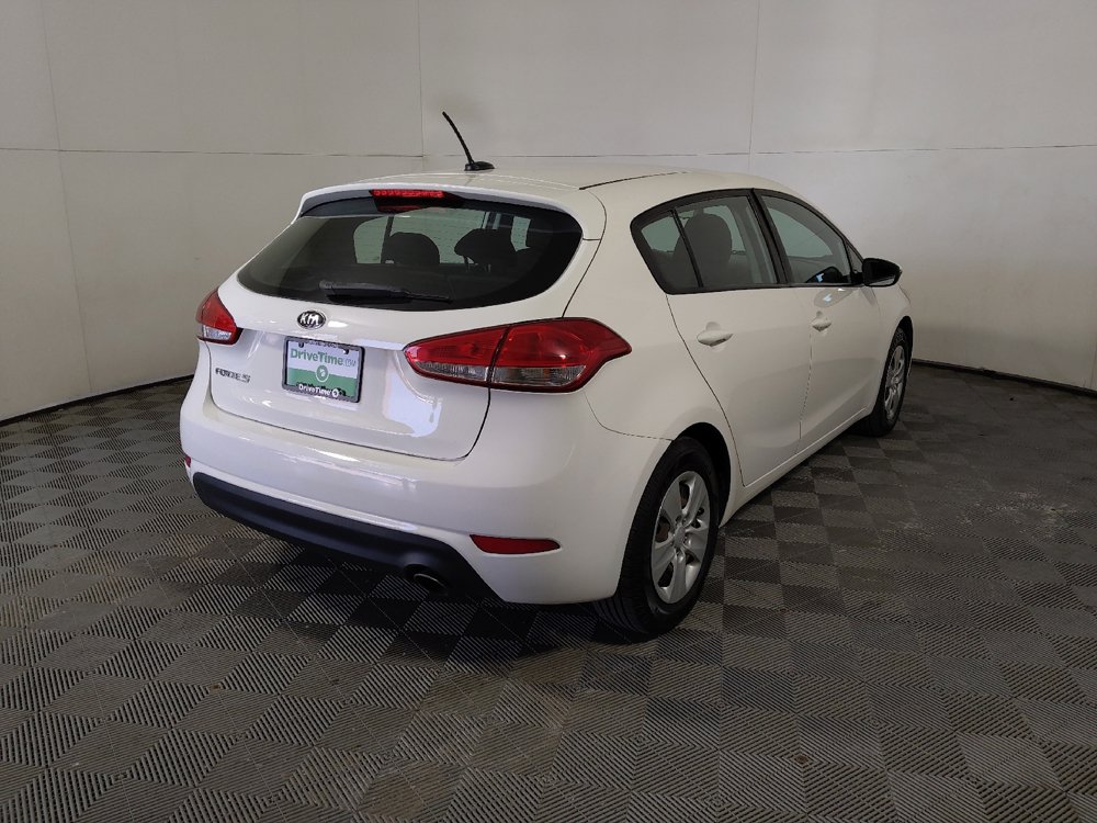 Used 2017 Kia Forte LX FWD image 7