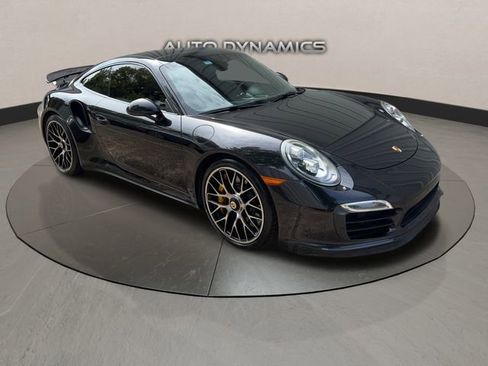 Used 2014 Porsche 911 Turbo S image 2