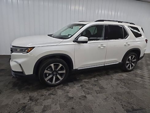 Used 2023 Honda Pilot Elite image 6