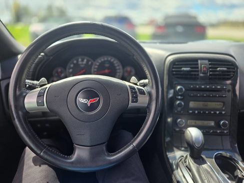 Used 2011 Chevrolet Corvette Convertible w/ Preferred Equipment Group RWD image 15