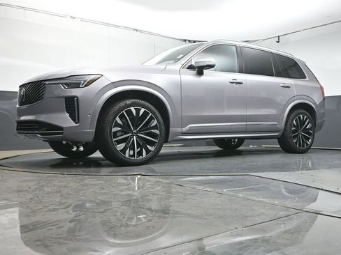 New 2026 Volvo XC90 B6 Plus w/ Protection Package AWD/4WD image 39
