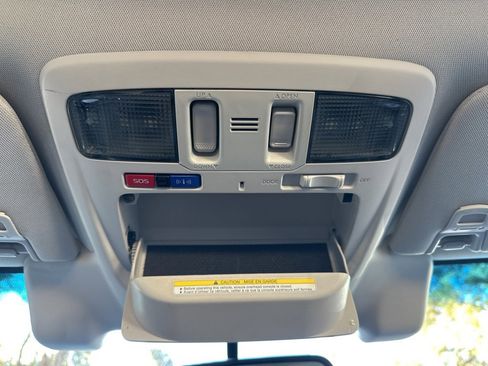 Used 2016 Subaru Legacy 3.6R Limited image 49