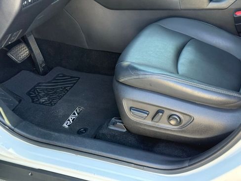 Used 2021 Toyota RAV4 XLE Premium AWD/4WD image 24