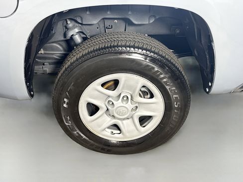 Used 2020 Toyota Tundra SR5 w/ SR5 Upgrade Package image 36