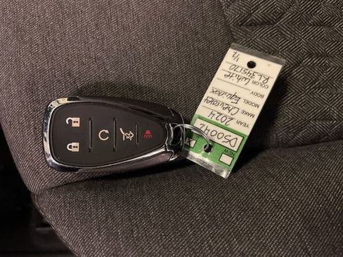 Used 2024 Chevrolet Equinox LT image 32