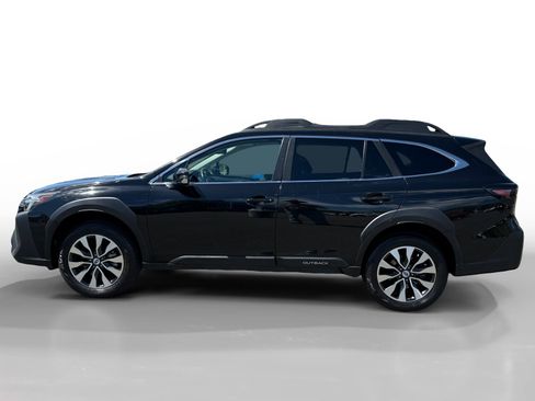 Used 2023 Subaru Outback Limited XT AWD/4WD image 2