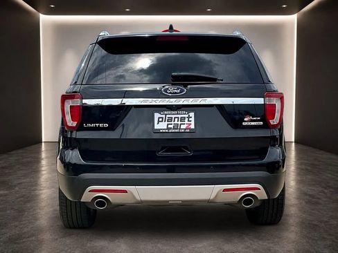 Used 2016 Ford Explorer Limited w/ Equipment Group 301A FWD image 6