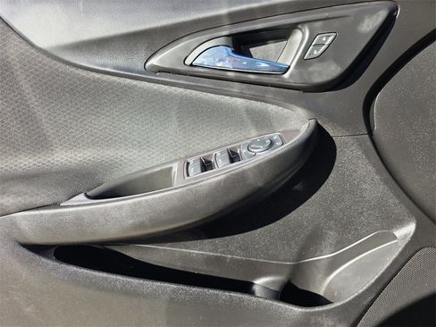 Used 2022 Chevrolet Malibu RS image 16