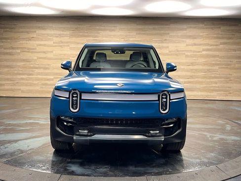 Used 2022 Rivian R1T Adventure image 19