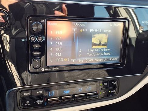 Used 2017 Toyota Corolla iM image 16