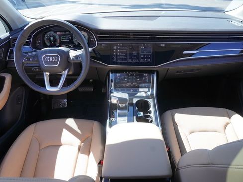 Used 2025 Audi Q7 2.0T Premium Plus image 12