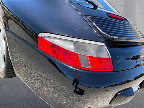 Used 2002 Porsche 911 Carrera RWD image 21