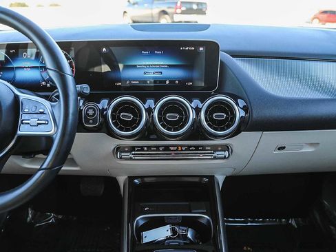 Used 2021 Mercedes-Benz GLA 250 image 13