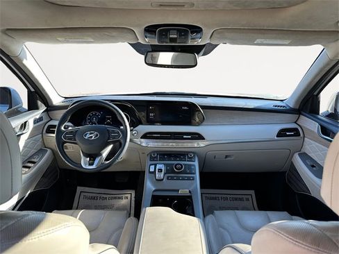 Used 2022 Hyundai Palisade Calligraphy image 10