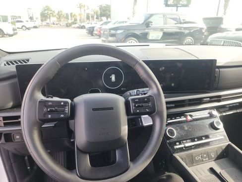 Used 2026 Hyundai Santa Fe Calligraphy w/ Tow & Go Package image 11