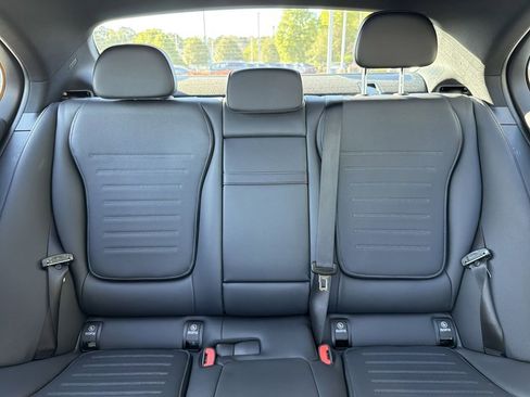 Used 2025 Mercedes-Benz C 300 Sedan image 29