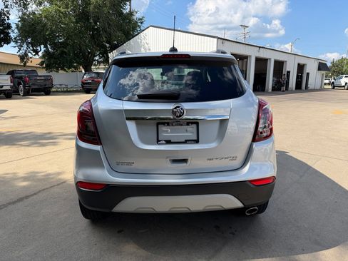Used 2022 Buick Encore Preferred w/ Safety Package AWD/4WD image 29