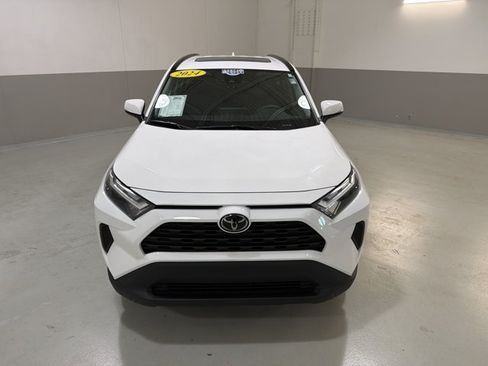 Used 2024 Toyota RAV4 XLE w/ Convenience Package FWD image 3