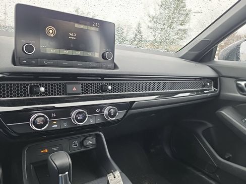 Used 2023 Honda Civic Sport image 19