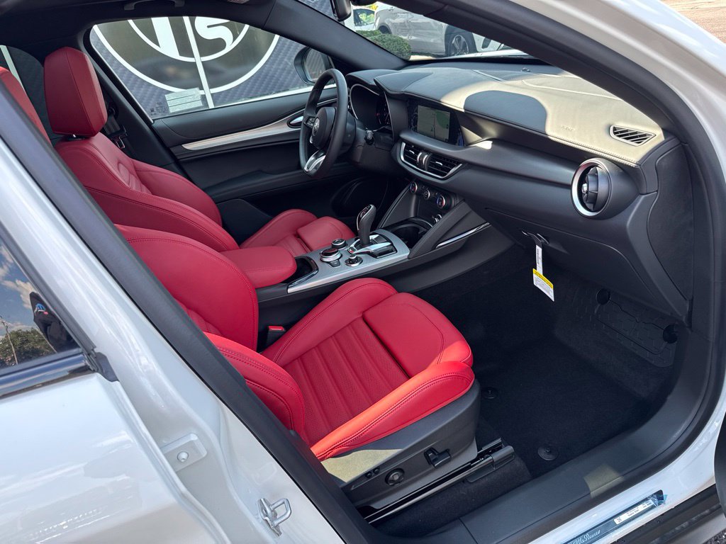 New 2026 Alfa Romeo Stelvio Sprint AWD/4WD image 57