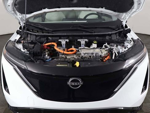 Used 2023 Nissan Ariya FWD image 21
