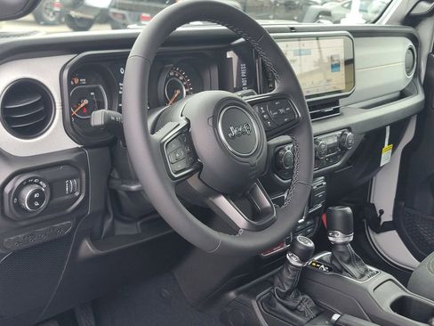 New 2026 Jeep Gladiator Willys image 7