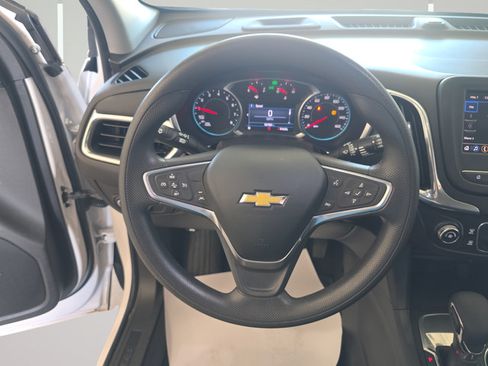 Used 2022 Chevrolet Equinox LT FWD image 14