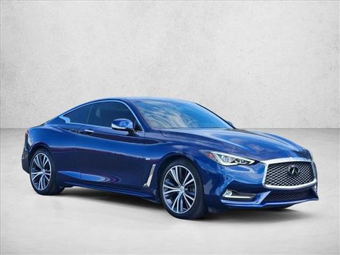 Used 2019 INFINITI Q60 3.0t Luxe w/ Essential Package AWD/4WD image 3