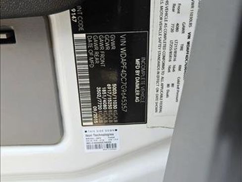 Used 2016 Mercedes-Benz Sprinter 3500 image 18