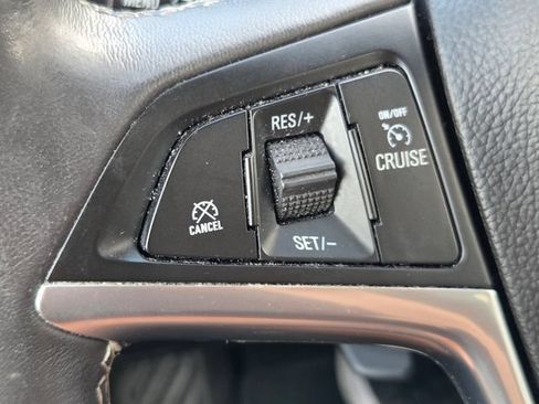 Used 2021 Buick Encore Preferred w/ Safety Package FWD image 18
