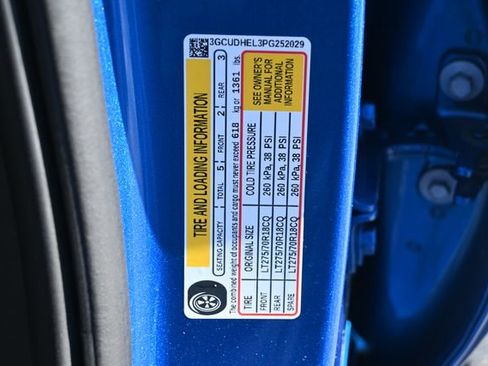 Used 2023 Chevrolet Silverado 1500 ZR2 w/ Technology Package image 30