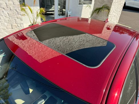 Used 2014 Lexus ES 350 4dr Sdn image 15