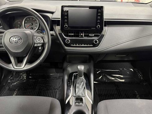 Certified 2021 Toyota Corolla SE image 25