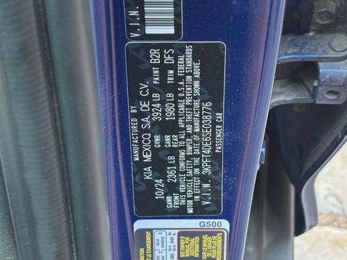 Used 2025 Kia K4 FWD image 28