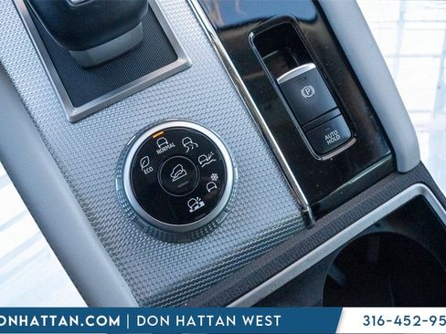 Used 2022 Mitsubishi Outlander SEL image 10