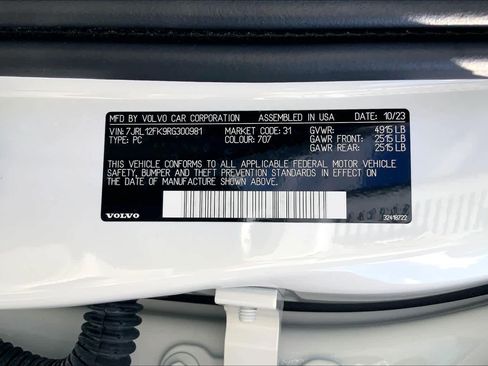 Used 2024 Volvo S60 B5 Core image 31