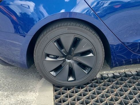 Used 2025 Tesla Model 3 Long Range RWD image 7