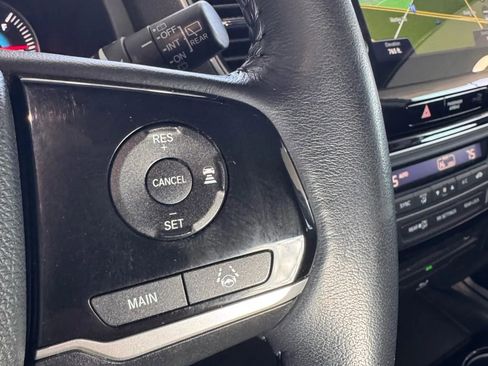 Used 2021 Honda Pilot Touring image 39