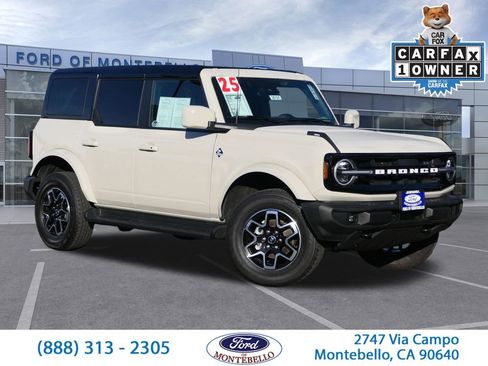 Used 2025 Ford Bronco Outer Banks AWD/4WD image 1