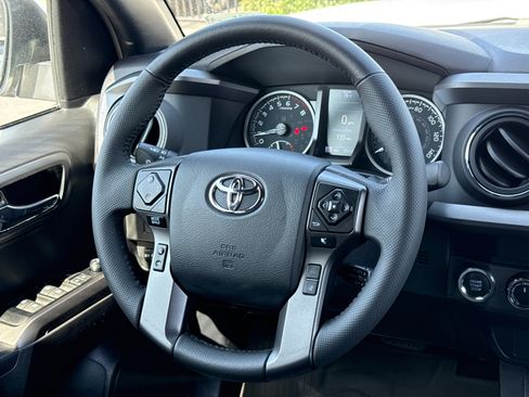 Certified 2023 Toyota Tacoma TRD Off-Road w/ Black Out Package (TMS) image 19