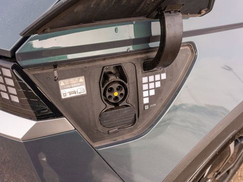 Certified 2023 Hyundai Ioniq 5 SEL image 15