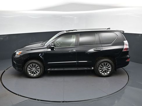Used 2019 Lexus GX 460 Luxury AWD/4WD image 32