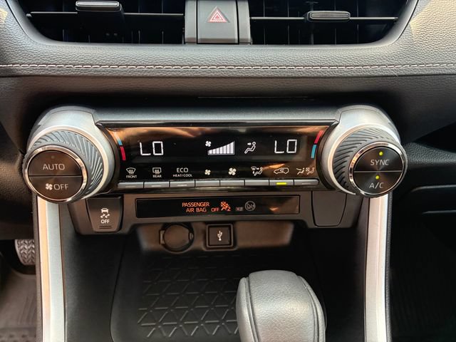 Used 2022 Toyota RAV4 LE AWD/4WD image 57