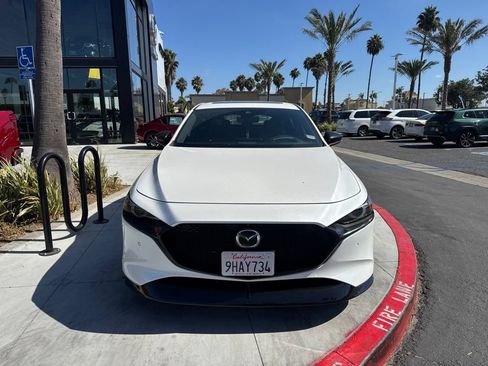 Used 2023 MAZDA MAZDA3 Hatchback w/Premium Plus Pkg AWD/4WD image 2